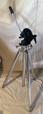 Tripé tiltall REDUZIDO com cabeça de vídeo com placa de liberação rápida. - Imagem 1 de 4