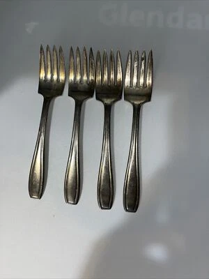 Juego de 4 tenedores de ensalada seccionales nacionales cubiertos plateados de 6" cubiertos Foto 1 de 3