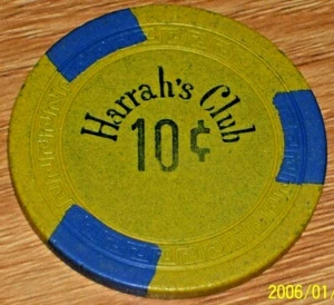 .10 CENT FRACTIONAL 1957 GAMING CHIP FROM HARRAH'S CLUB CASINO RENO/LAKE TAHOE - Picture 1 of 4