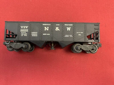 LIONEL #3456 NORFOLK & WESTERN OPERATING TWO BAY OPEN HOPPER 027 0 GAUGE N&W #1 - Image 1 of 4