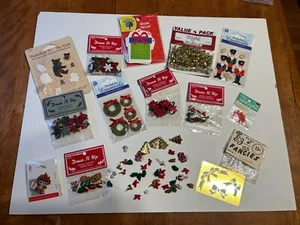 HUGE Christmas Holiday Buttons Jesse James Dress It Up PLUS!!!! - Picture 1 of 8