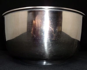 Cuenco mezclador pedestal de acero inoxidable de 9" (Corea) - Imagen 1 de 4