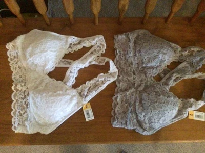 Bralette de encaje para mujer Juniors 2 talla mediana gris y blanco nuevo con etiquetas Foto 1 de 2