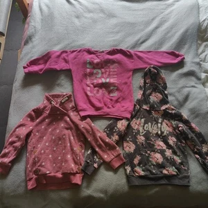 Kinderkleidung Paket, Größe 116, 122/128 - Bild 1 von 2