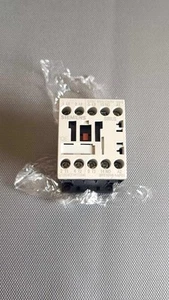 Siemens 3RT1016-1AP61 Control Relay/Auxiliary Contactor/Power Contactor 220v/240 - Picture 1 of 12