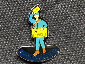 a PINS PIN ENAMEL LA POSTE PTT ARMAINVILLIERS - Bild 1 von 1