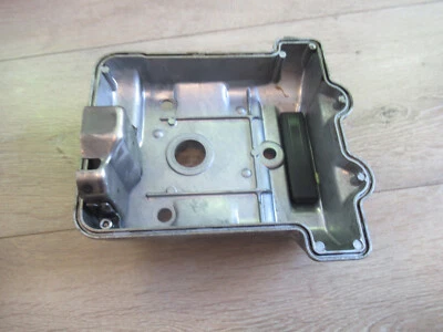 KLX 650 KAWASAKI * 1996 KLX 650R 1996 CUBIERTA DE VÁLVULA Foto 1 de 4