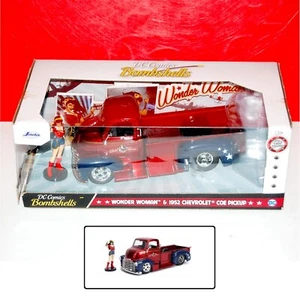 DC Comics Bombshells Wonder Woman 1952 Chevy COE Pickup Die-cast Car, 1:24 NOS - Bild 1 von 5