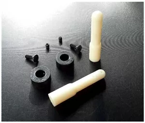 RC Car Truck Buggy Truggy 1/10 Duratrax Body Post Mount White 1.5" (38mm)(2) NEW - Picture 1 of 1
