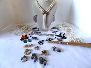 23 Stk. Vintage. ZUM MODERNEN SCHMUCK - KREMENTZ,NAPIER,CORO,NERIUM,GERMANY,GIOVANNI,ETC - Bild 1 von 24