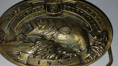 Hebilla de cinturón de pesca de lubina 1993 vintage Foto 1 de 4