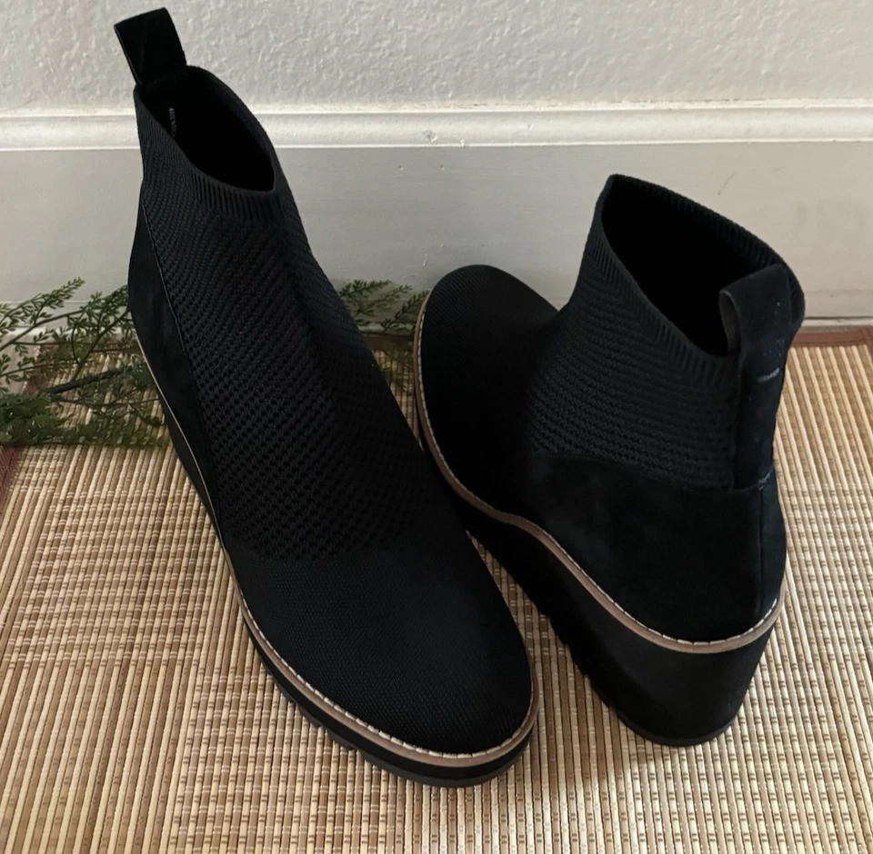 EILEEN FISHER Pull On Knit Ankle Boot Size: 10 - Image 1 of 4