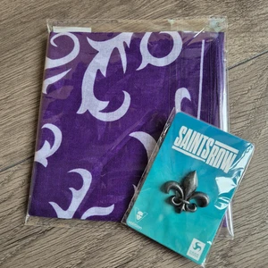 Saints Row Bandana + Pin Badge Collectors Merchandise Deep Silver NEW - Picture 1 of 5