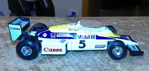 1/24 burago 2008 formula 1 race car in very good shape used - Picture 1 of 6