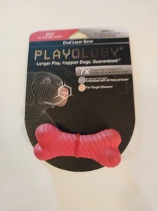 Juguete de hueso de doble capa para perro Playology aroma a carne de res natural pequeño rojo hasta 15 libras - Imagen 1 de 2