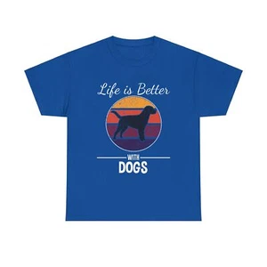 Camiseta Life Is Better With Dogs unisex de algodón pesado - Imagen 1 de 37