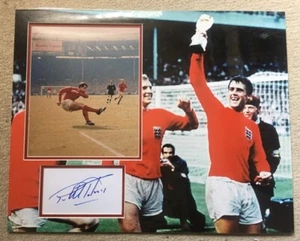 SIR GEOFF HURST SIGNED WORM 66 PHOTO MOUNT (2) - Bild 1 von 1