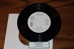 NEW VINYL 45 TOBY KEITH WHE LOVE FADES B/W COUNTRY COMES TO TOWN NEW UNPLAYED - Picture 1 of 2