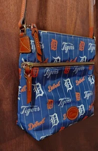 Dooney & Bourke MLB Designer Leather Crossbody Detroit Tigers Purse & Wristlet - Picture 1 of 24