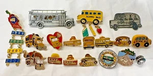 Lot of 18 Vintage School Bus Brooch Pin Enamel Lapel Yellow Silver Gold Tone JJ - Picture 1 of 16