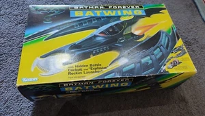 Kenner Batman Forever Batwing Vehicle 1995 VINTAGE in Box - Picture 1 of 3