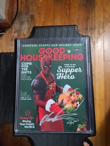 Good Housekeeping Magazine, Deadpool Stuffs Our Holiday Issue! December 2017  - Bild 1 von 4