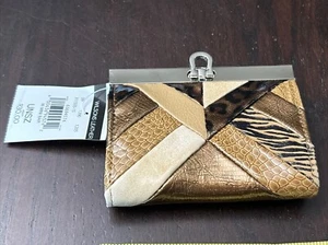Pequeña billetera Wilson's de cuero para mujer marrón tostado estampado animal 4” X 3” NUEVA - Imagen 1 de 13