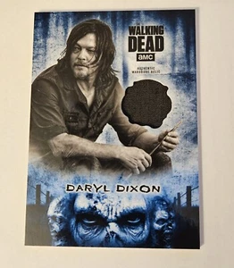 AMC The Walking Dead Topps Hunt & Hunted Features Authentic Wardrobe Relic Daryl - Picture 1 of 2