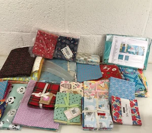 Huge Job Lot Cotton Fabric Swatches / Fat 1/4s Mixed Designs 80+pc Weight 6KG - Picture 1 of 11