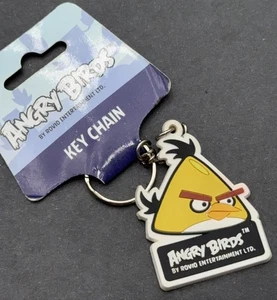 Portachiavi in gomma Angry Birds - Chuck giallo - nuovo con etichette dal 2012 Rovio 2,5" - Foto 1 di 4