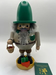 Wooden Nutcracker Toy Seller Richard Glasser Erzgebirgische Germany New 8.5" - Picture 1 of 7