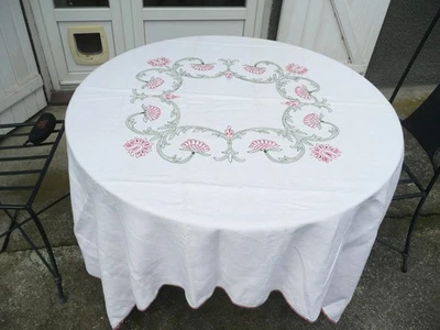 nappe ancienne vintage en lin brodé de fleurs en couleurs - Photo 1/4