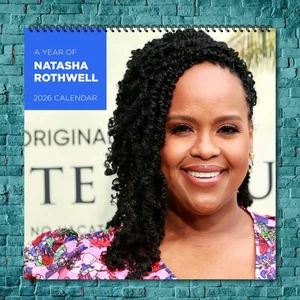 Natasha Rothwell 2026 Calendario da Parete, 12 Mesi Celebrità Fan Collezione Regalo - Foto 1 di 4