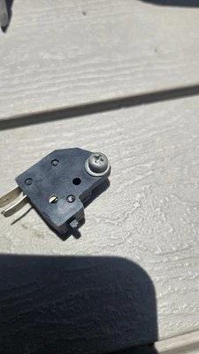 Clutch Switch for Suzuki GSXR600 GSXR750 1997-2009 GSXR1000 2001-2006 VL VZ800 - Image 1 of 2