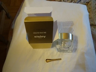 Zwei Sisley Cremetöpfchen (50 ml) mit goldenem u. weissem Cremespatel in der OVP - Bild 1 von 4