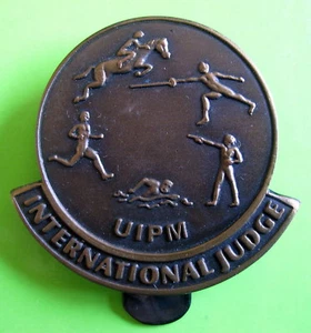 WORLD FEDERATION OF MODERN PENTATHLON, INTERNATIONAL JUDGE TAG BADGE OF MURESANU - Picture 1 of 2