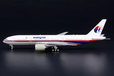 NGmodel Malaysia Airlines 777-200ER 9M-MRO 1/400 293522 - Image 1 of 4