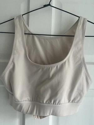 Ladies Sports Bra In Size 10 - Image 1 of 4