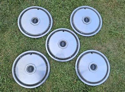 4 件套 1972 - 1979 年林肯 Mark IV Continental Town 汽车轮毂盖车轮盖 15 — 第 1/4 张图片