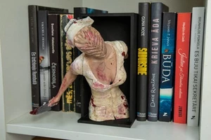 Krankenschwester Statue Buchstütze Silent Hill inspiriert, detailliert Bubble Head Krankenschwester - Bild 1 von 11