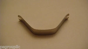 100 3/8" METAL CURVED SPRING CLIP PICTURE FRAME HARDWARE ADS ART DISPLAY SYSTEMS - Picture 1 of 1