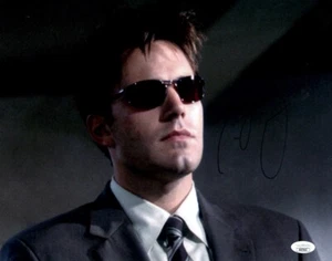 Ben Affleck Signed Autographed 11X14 Photo Daredevil Sunglasses JSA HH37643 - Picture 1 of 4