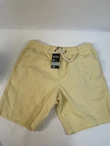 Denim Co. Men's Shorts Bermuda Relaxed Fit Yellow Size M - Picture 1 of 7