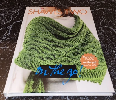 CD8 CHALES DOS SOBRE LA MARCHA! LIBRO DE PATRONES DE TEJIDO, 2008 Foto 1 de 4