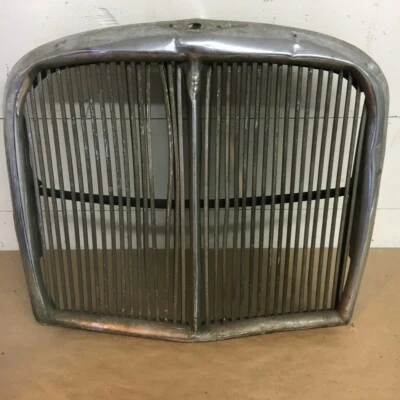 Parachoques radiador delantero cromado OEM 1966-1968 Jaguar 420 pieza original Foto 1 de 4