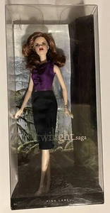 Twilight Saga Esme Cullen 2012 Barbie Collector Pink Label Mattel - Picture 1 of 6