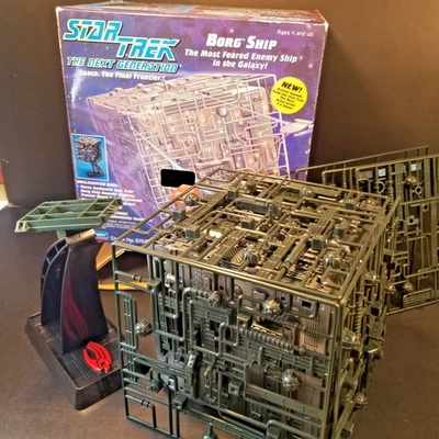 VIDEO BORG SHIP Star Trek The Next Generation Open & Tested Playmates 6158 '94 C Foto 1 de 4