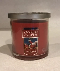 Yankee Candle 7 Oz Christmas Eve Candle Jar - Picture 1 of 6