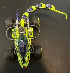 Lego 9445 - Ninjago Fangpyre Truck Ambush - Picture 1 of 5
