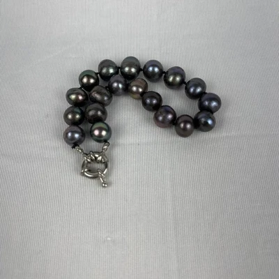 Vtg Tahitian Peacock Knotted Pearl Bracelet Black 9-10mm Silver Toggle Clasp 8" - Image 1 of 3